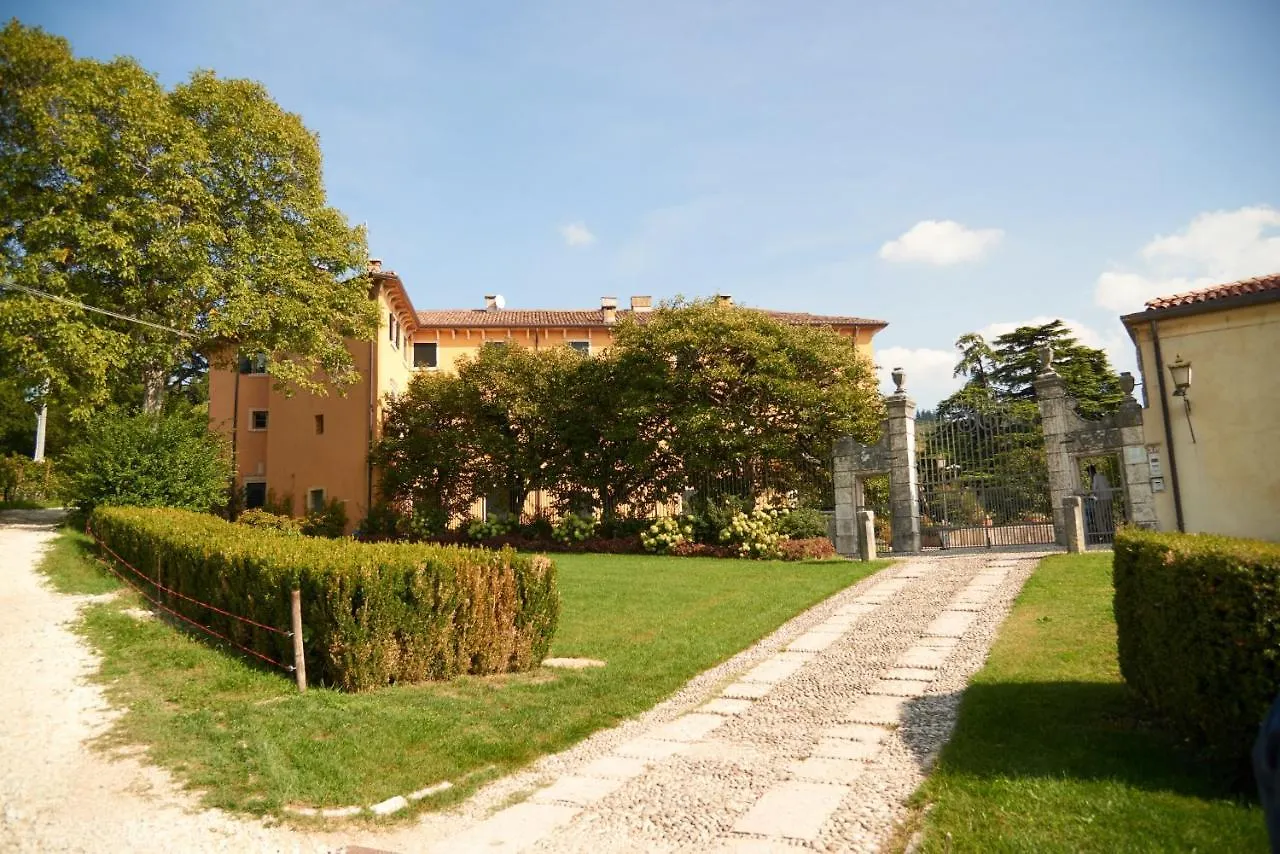 וילה הוילה ורונה Torre Di Terzolan With Pool, Jacuzzi And Golf Putt
