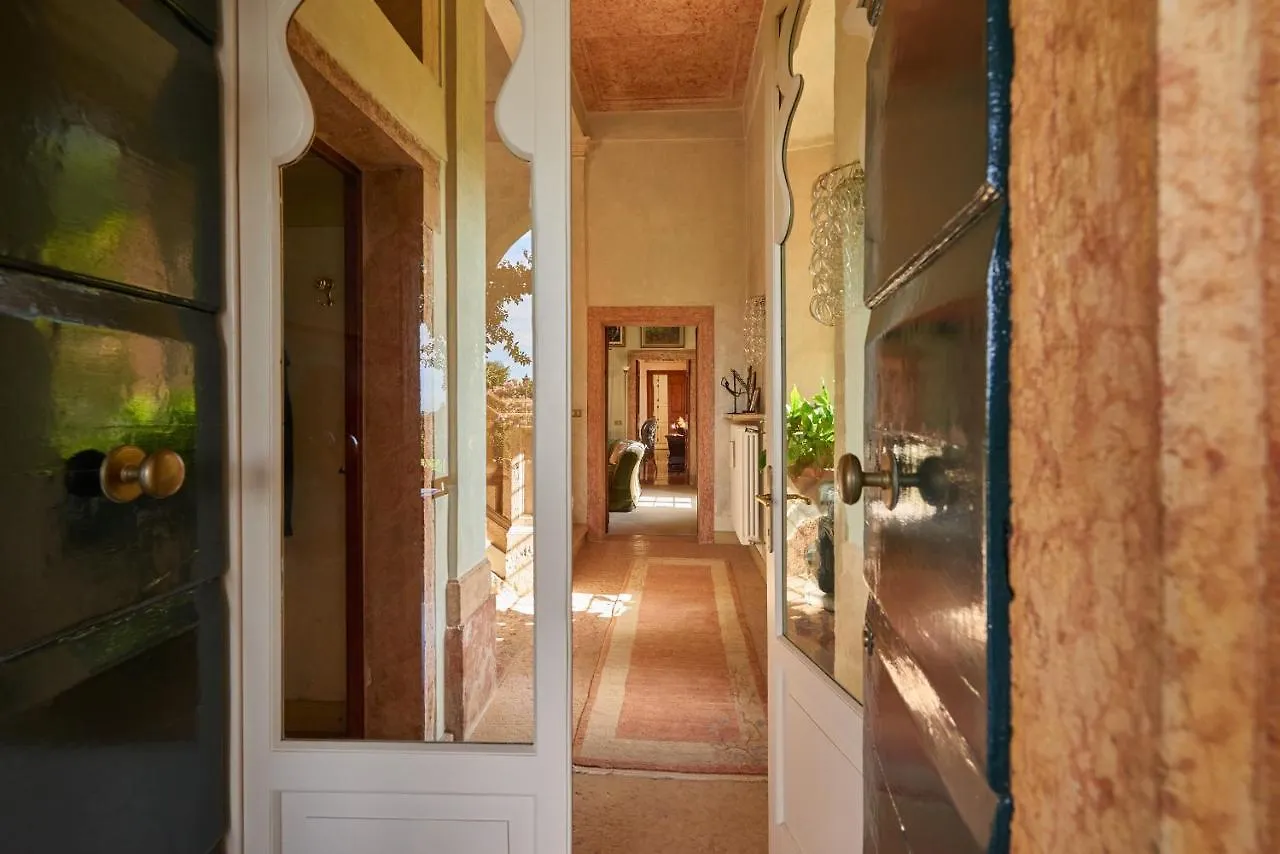 הוילה ורונה Torre Di Terzolan With Pool, Jacuzzi And Golf Putt 0*,  איטליה
