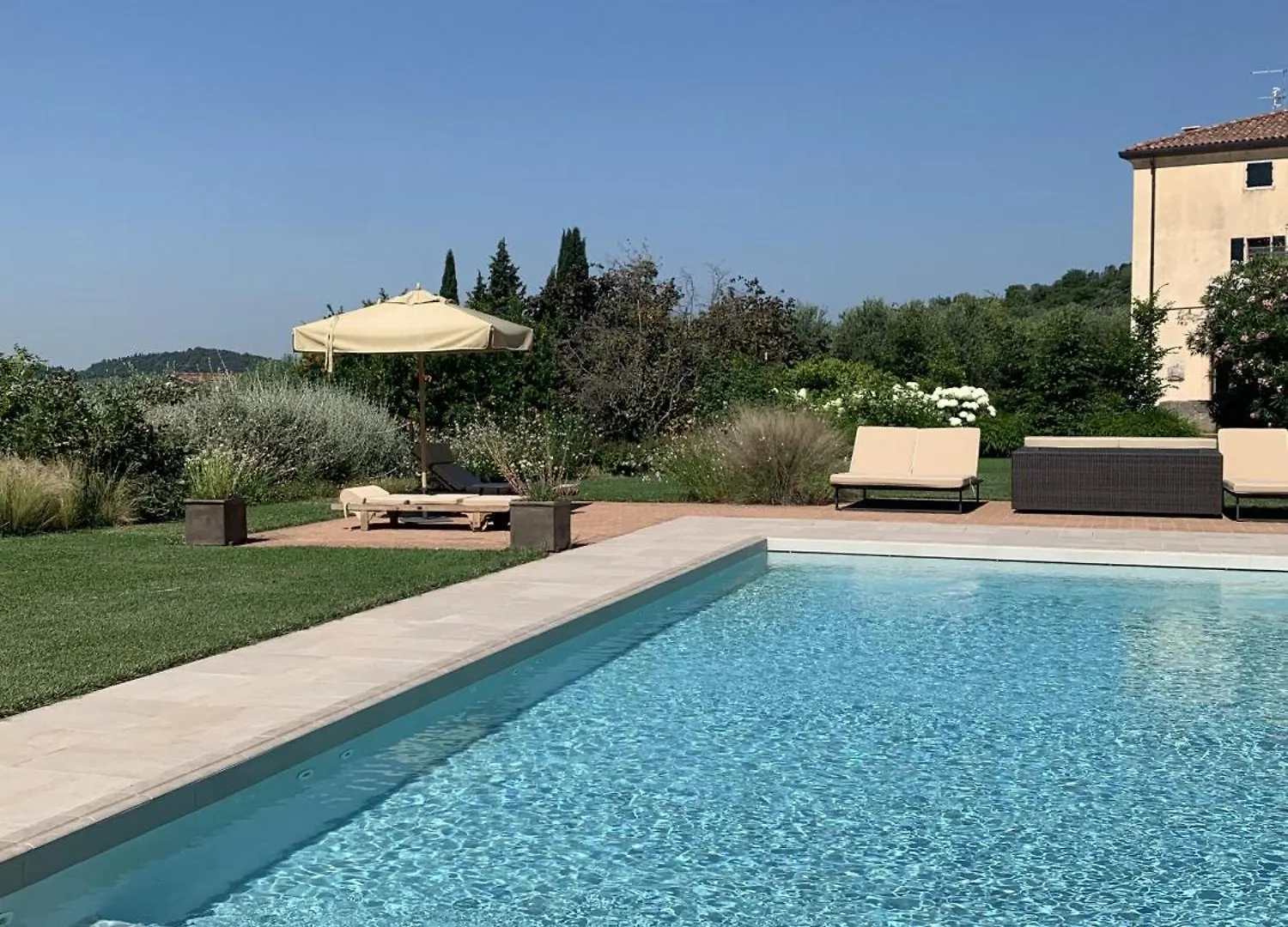 הוילה ורונה Torre Di Terzolan With Pool, Jacuzzi And Golf Putt