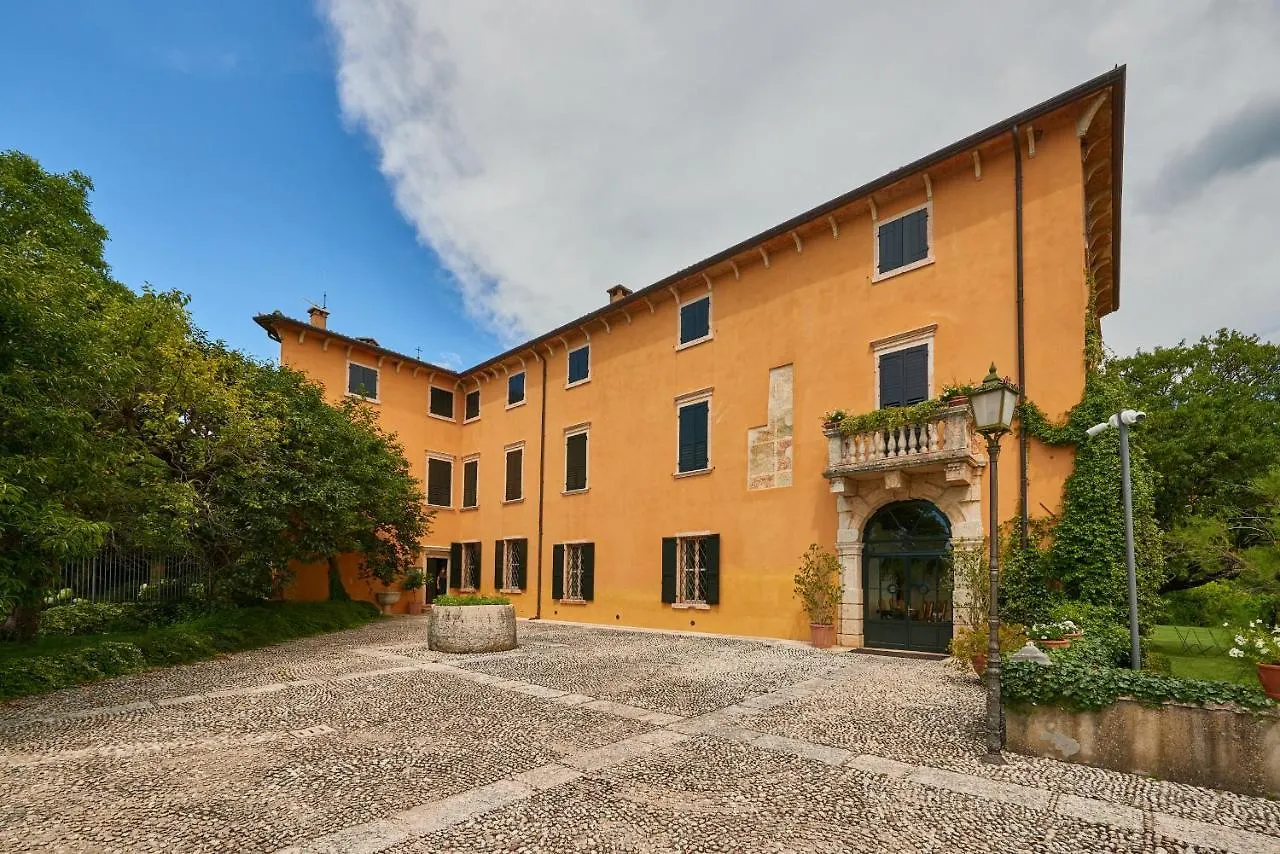 Torre Di Terzolan With Pool, Jacuzzi And Golf Putt Villa Verona 0*,  Italia