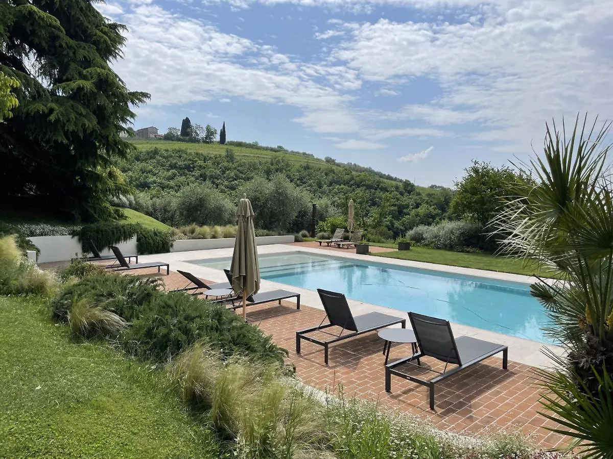 Torre Di Terzolan With Pool, Jacuzzi And Golf Putt Villa Verona